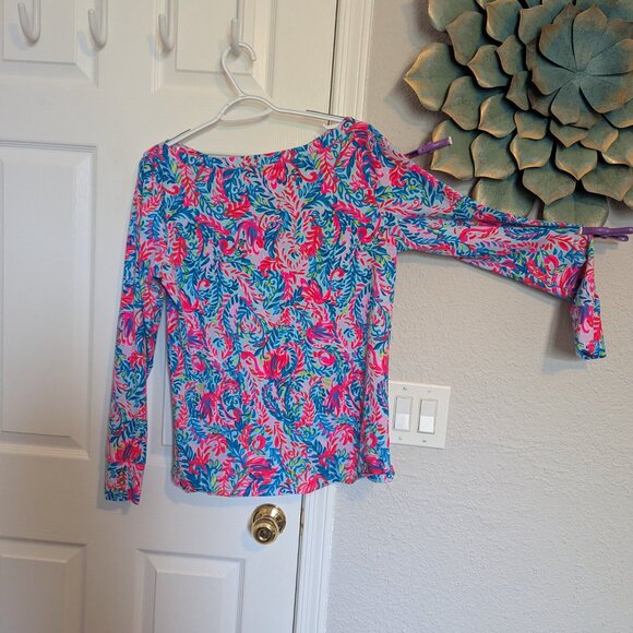 NWOT | Lilly Pulitzer |  Aleah Long Sleeve Top | XL | Surf Blue Flim Flam print - Picture 4 of 7